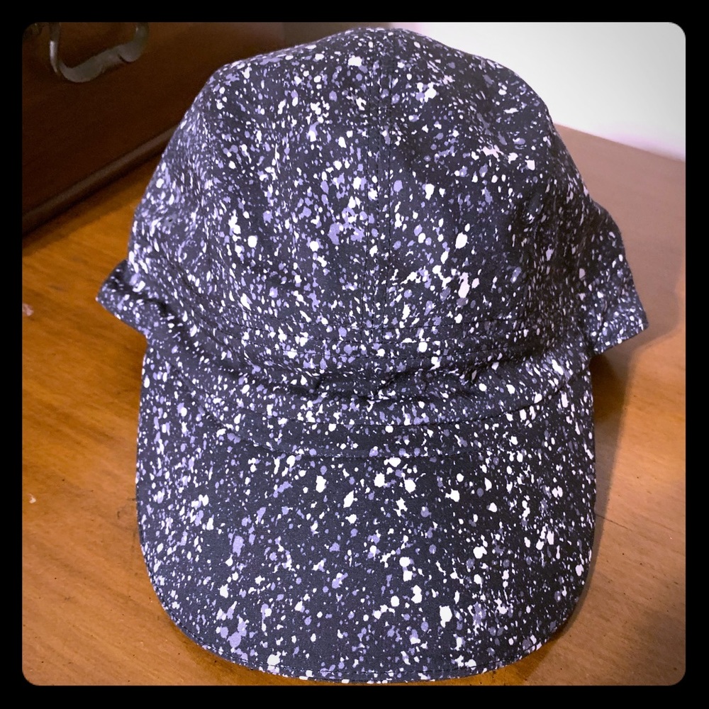 Lululemon Speckled Hat